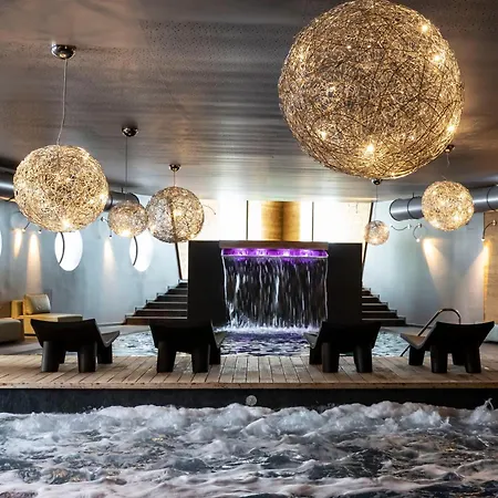 Linta Wellness & מלון