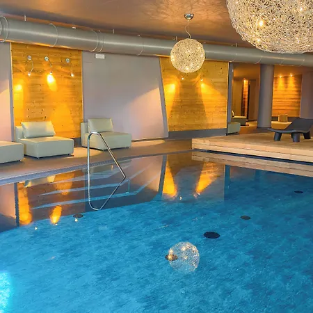 Linta Wellness & 4*